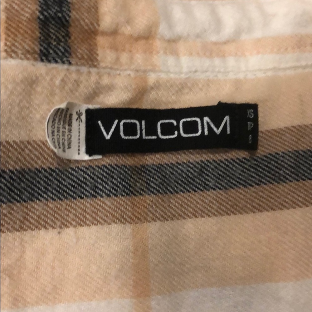 Volcom Flannel In Rare Color Combo!! - image 3
